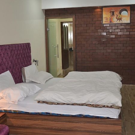בהופאל Hotel Khajuraho Regency מראה חיצוני תמונה