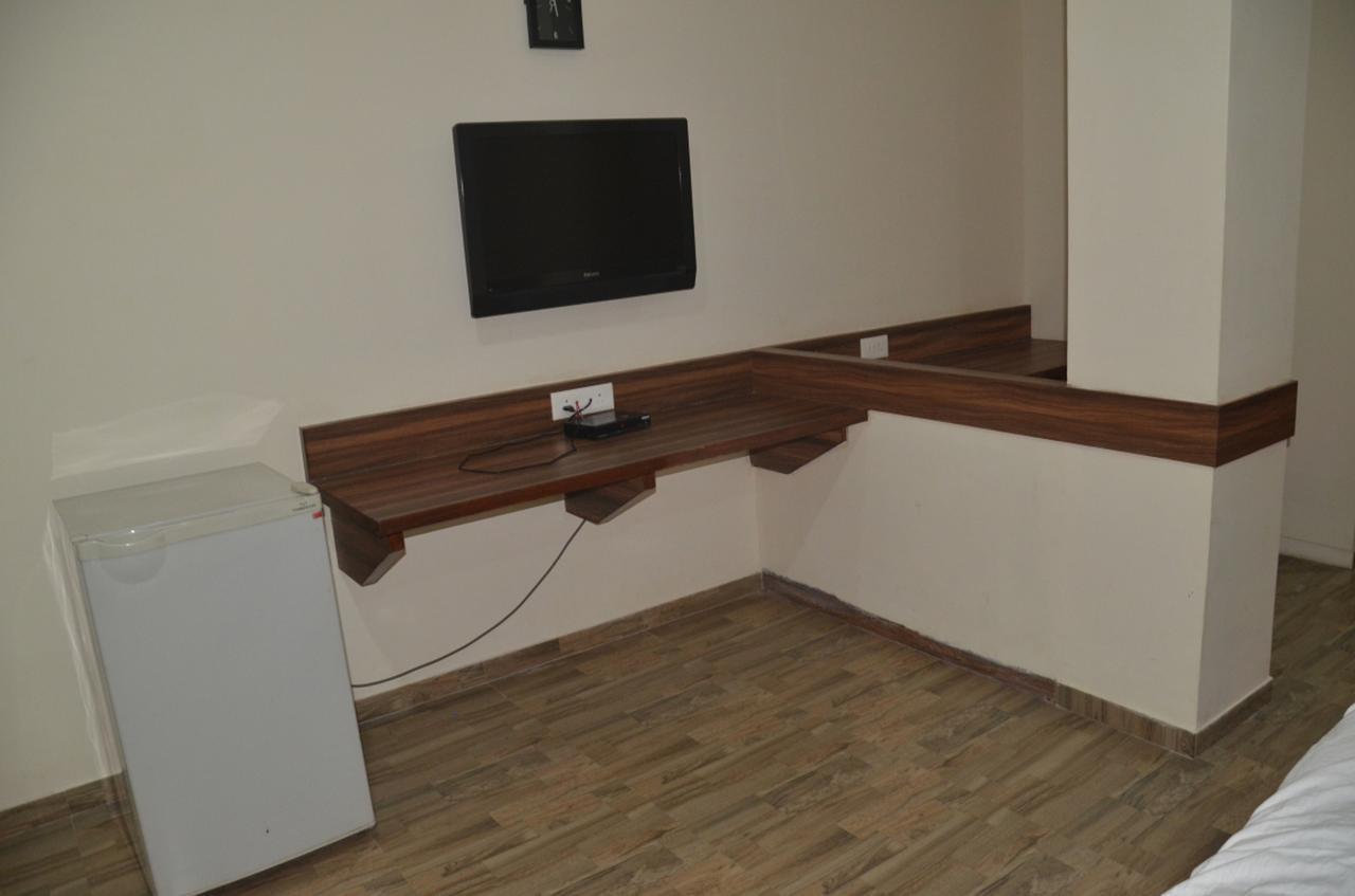 בהופאל Hotel Khajuraho Regency מראה חיצוני תמונה